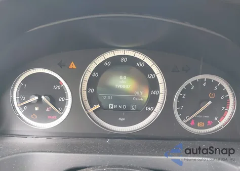 2008 Mercedes-Benz C 300 Luxury 4Matic/Sport 4Matic z USA, uszkodzony, nr VIN WDDGF81X18F067700